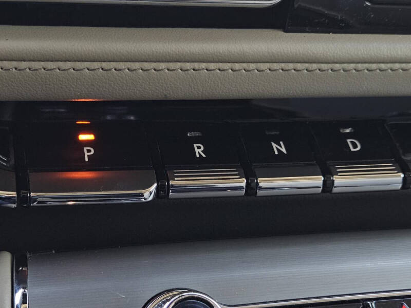 2022 Lincoln Aviator Standard