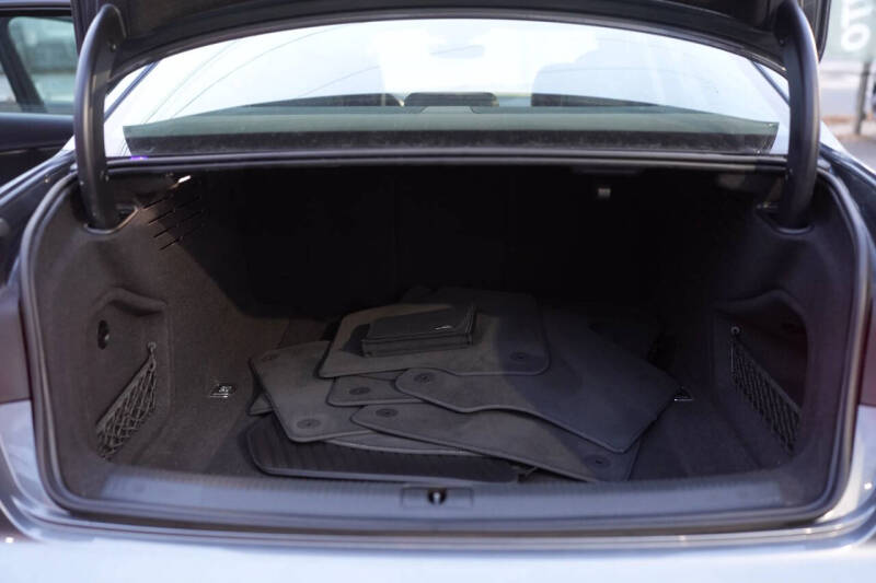 2019 Audi A4 quattro Premium Plus 45 TFSI