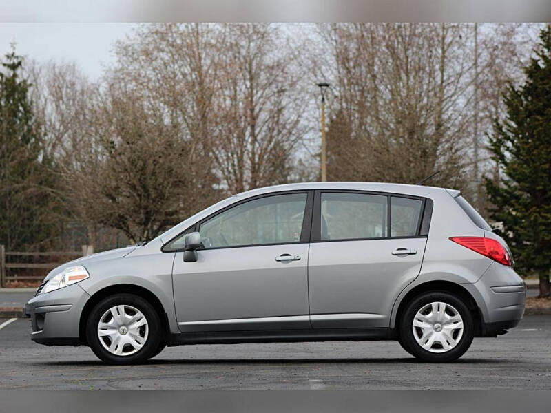 2012 Nissan Versa 1.8 S