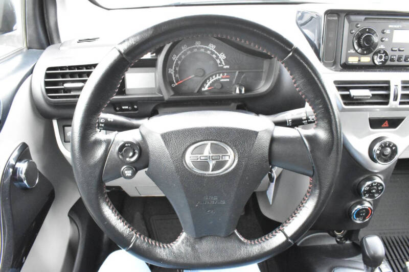 2013 Scion iQ