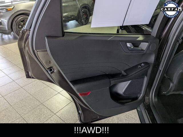 2023 Ford Escape ST-Line Select