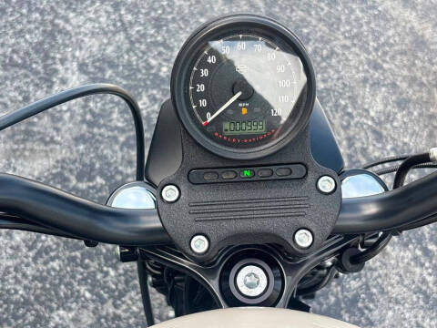 2022 Harley-Davidson Iron 883