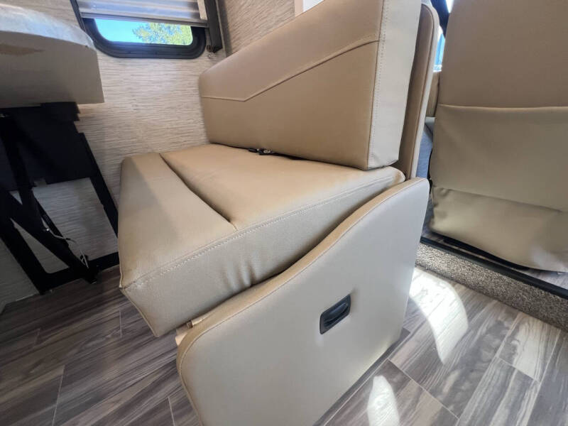 2023 Thor Motor Coach ACE