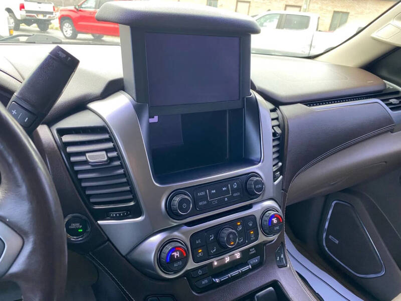 2017 Chevrolet Suburban LT