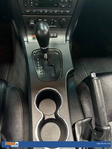 2005 Ford Thunderbird Deluxe