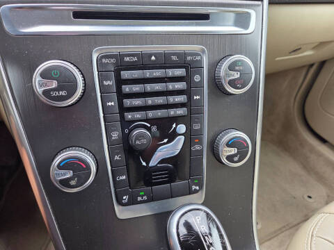 2015 Volvo XC60 T5 Premier