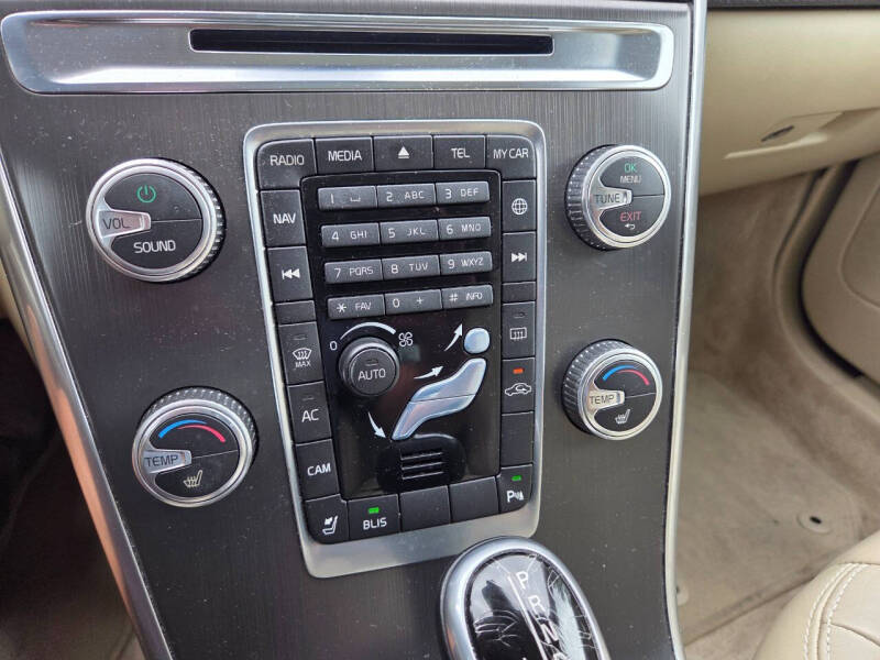 2015 Volvo XC60 T5 Premier