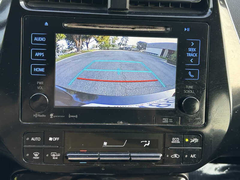 2016 Toyota Prius Three