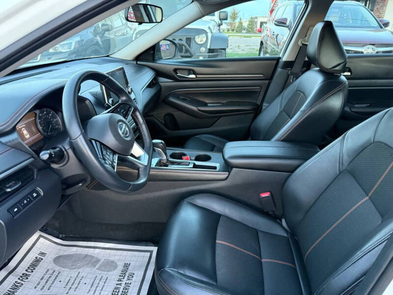 2019 Nissan Altima 2.5 SR