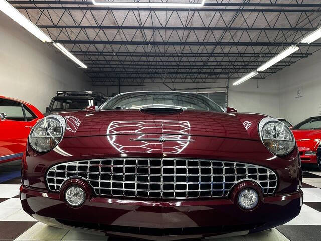 2004 Ford Thunderbird Deluxe