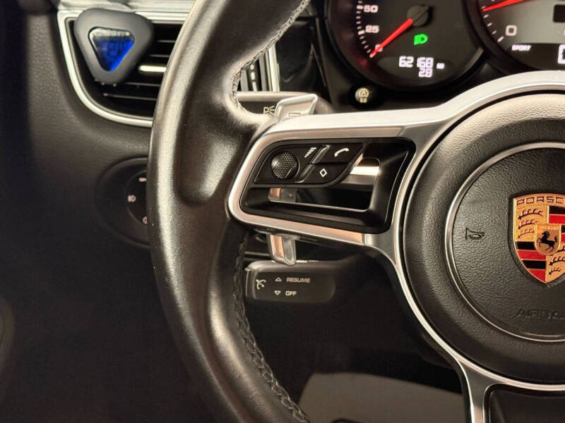 2018 Porsche Macan S