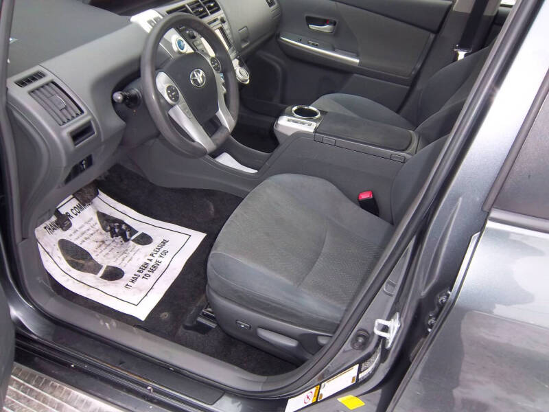 2012 Toyota Prius v Three