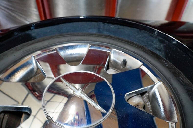 2002 Ford Thunderbird Deluxe