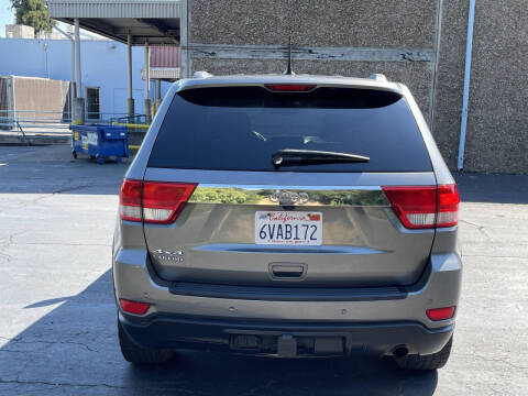 2012 Jeep Grand Cherokee Laredo