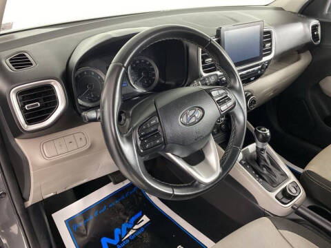 2021 Hyundai Venue SEL