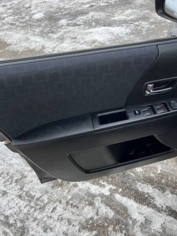 2010 Mazda MAZDA5 Sport