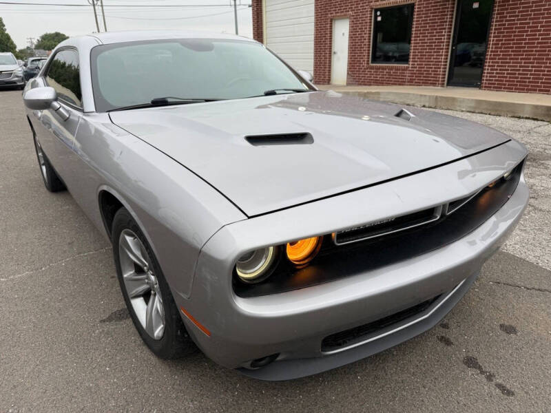 2016 Dodge Challenger SXT