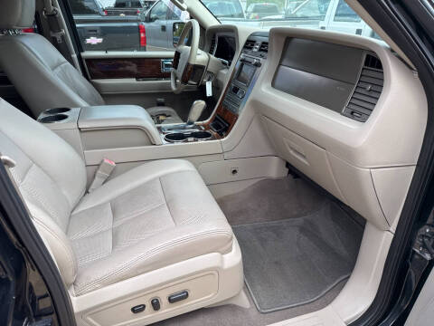 2014 Lincoln Navigator L