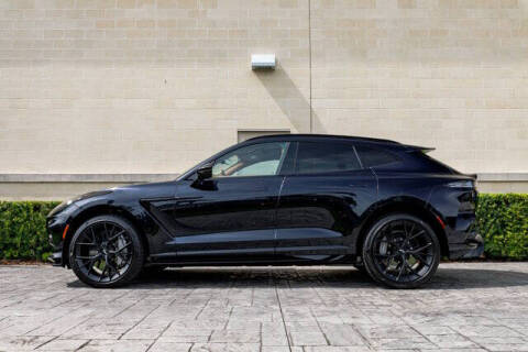 2025 Aston Martin DBX 707