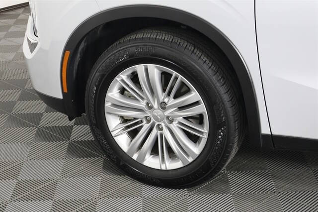 2024 Mitsubishi Outlander ES