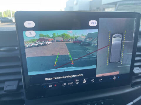 2025 Ford Transit 250