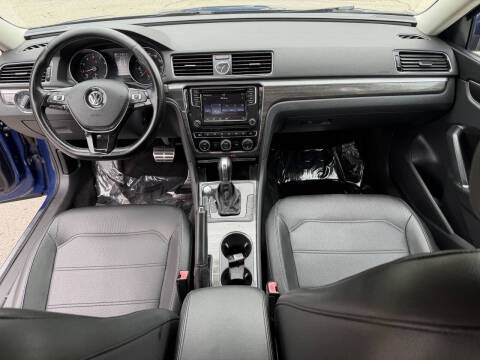 2016 Volkswagen Passat 1.8T SE