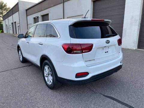2019 Kia Sorento LX V6