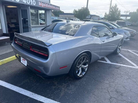 2015 Dodge Challenger SXT Plus