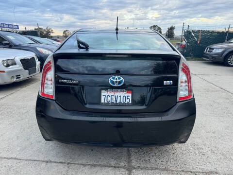 2013 Toyota Prius Two