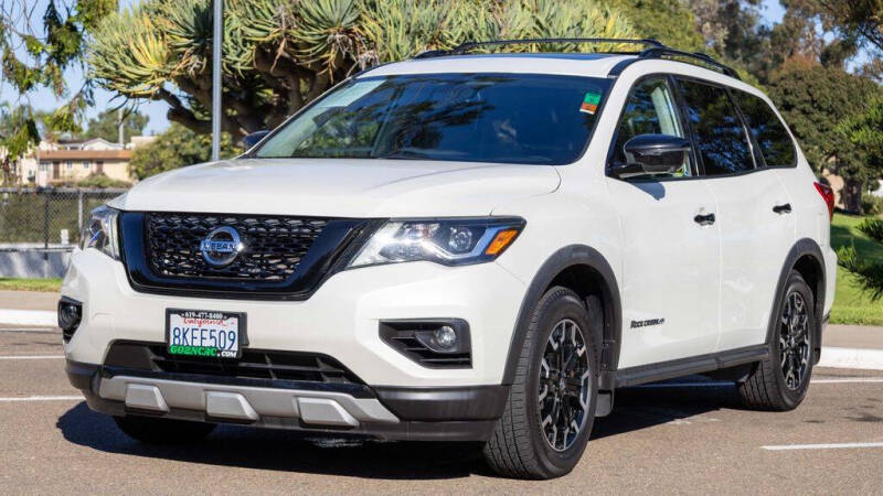 2019 Nissan Pathfinder SL