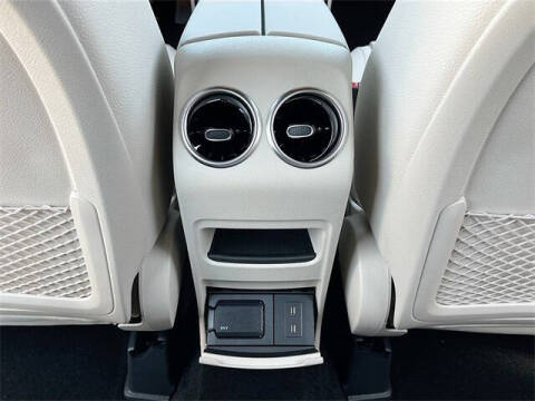 2025 Mercedes-Benz GLB GLB 250 4MATIC