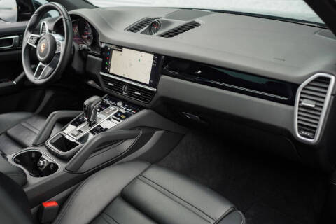 2023 Porsche Cayenne