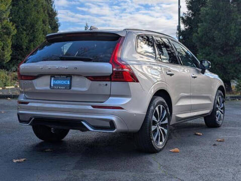 2025 Volvo XC60 B5 Plus Dark Theme