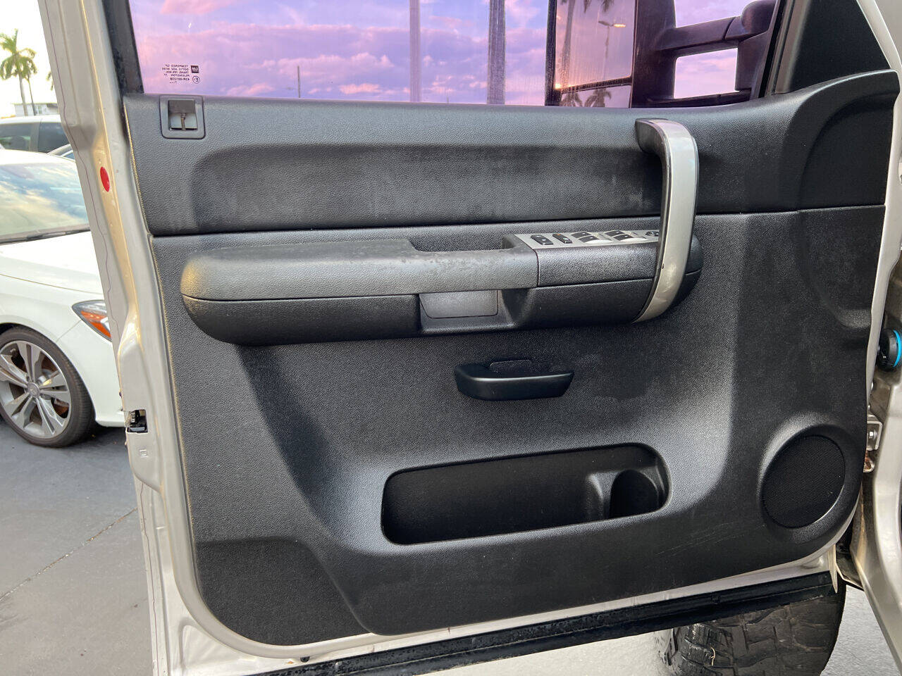 2008 Chevrolet Silverado 2500HD  - $19,900