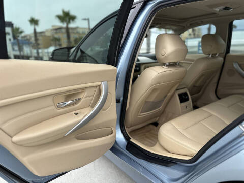 2013 BMW 3 Series 328i