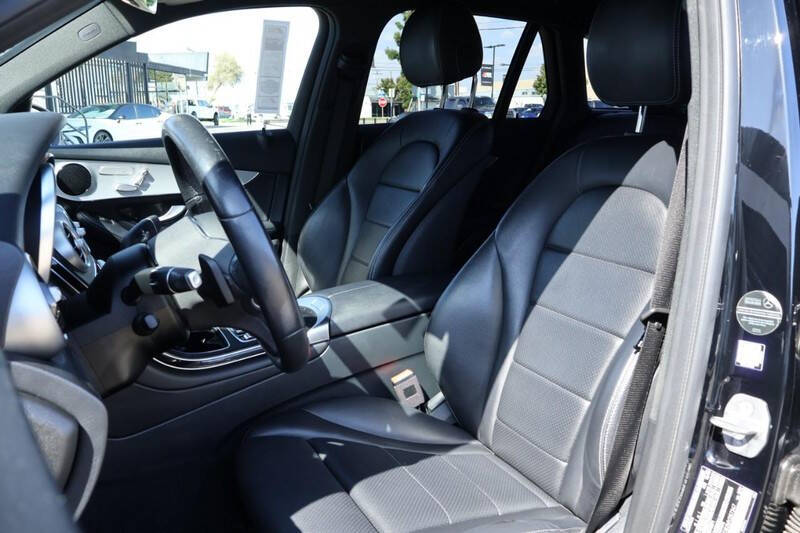 2021 Mercedes-Benz GLC GLC 300