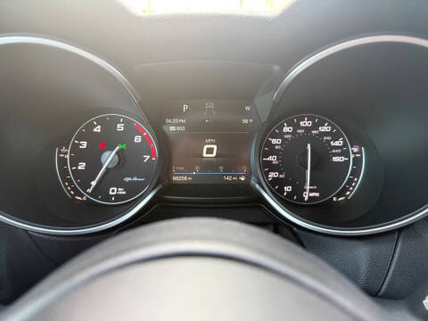 2018 Alfa Romeo Stelvio Ti Sport