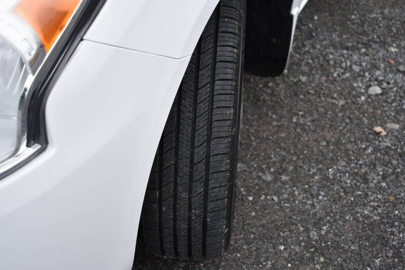 2016 Nissan Versa 1.6 S Plus