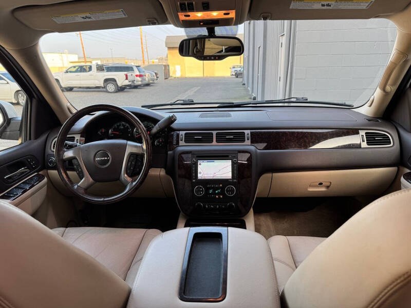 2012 GMC Yukon XL Denali