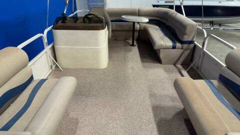 2007 Crestliner 2185 SUNCAST