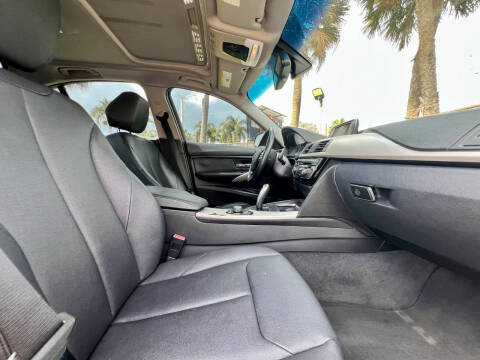 2016 BMW 3 Series 320i