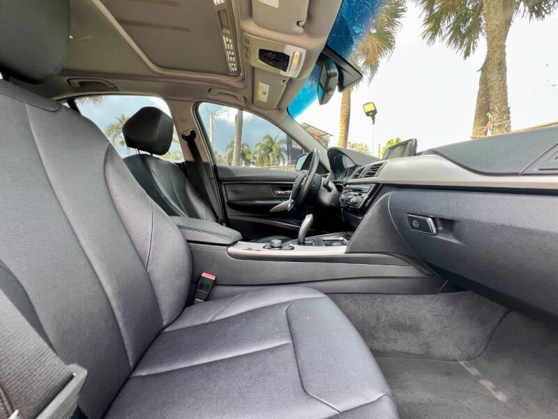 2016 BMW 3 Series 320i