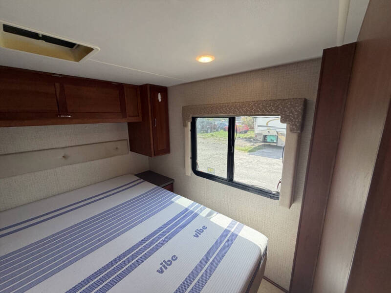 2017 Winnebago Minnie Winnie