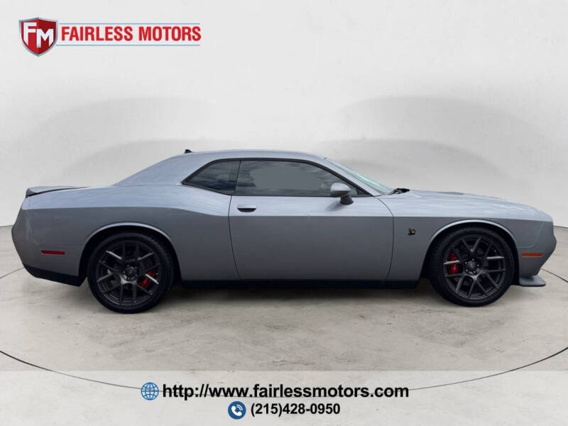 2018 Dodge Challenger 392 HEMI Scat Pack Shaker