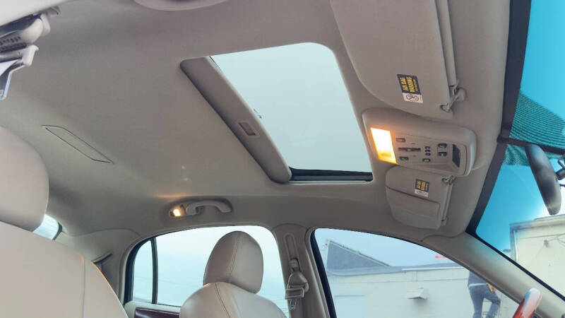 2003 Lincoln Town Car Signature