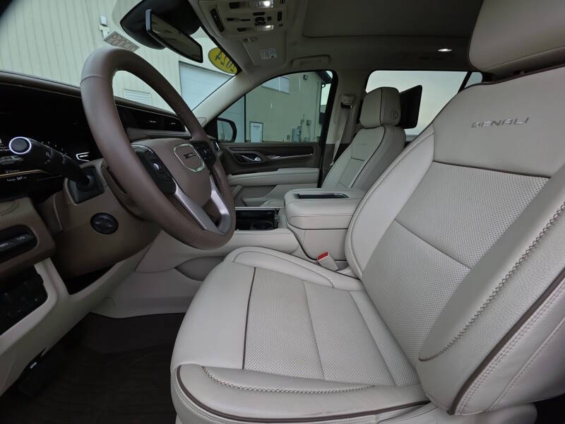 2024 GMC Yukon XL Denali