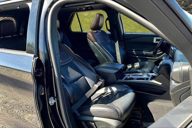 2020 Ford Explorer Platinum