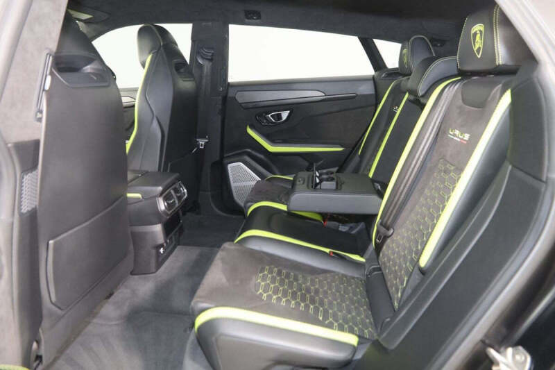 2022 Lamborghini Urus