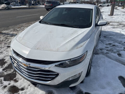 2023 Chevrolet Malibu for sale at National Auto Sales Inc. - Hazel Park Lot in Hazel Park MI