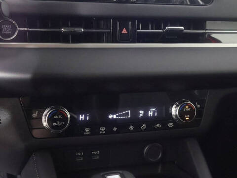 2025 Mitsubishi Outlander ES